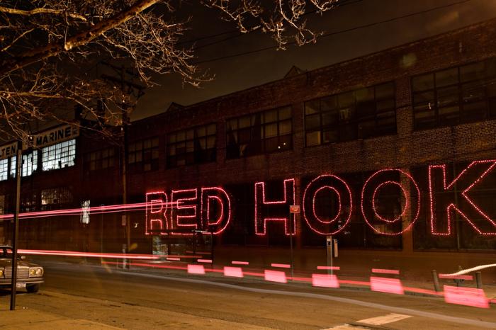 Red Hook, Bus Lights
